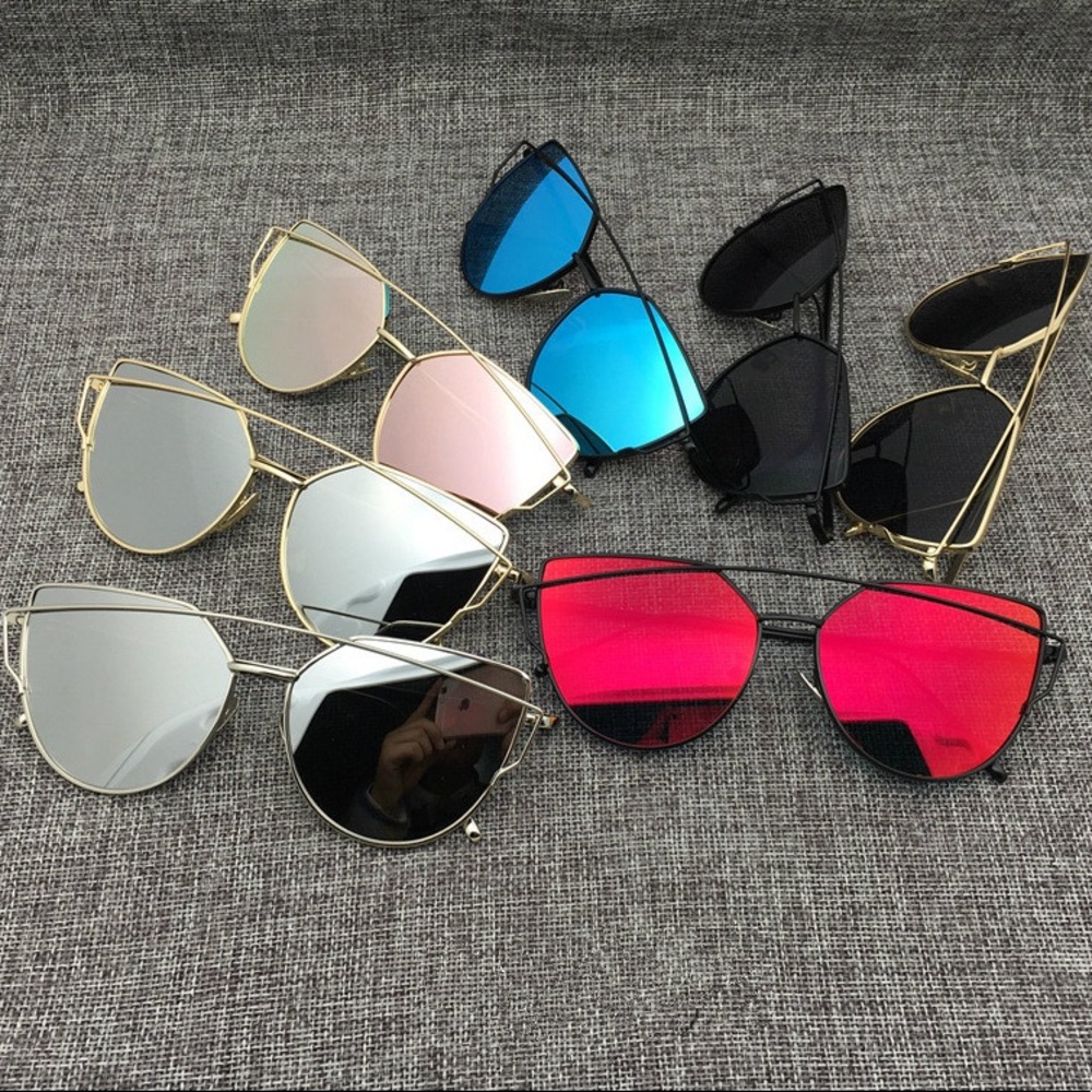 Cross Wire Cat Eye Sunglasses